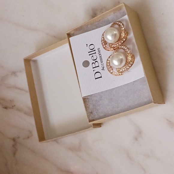 NWT D'Bello Faux Pearl Earrings With Cubic Zirconia Accents - Picture 6 of 6